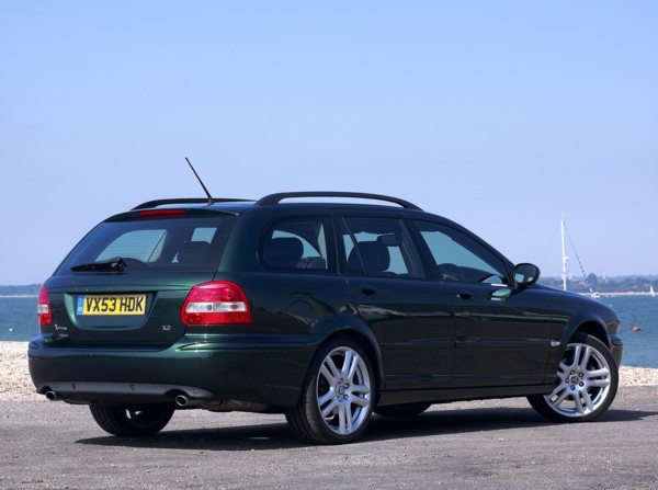 2003 Jaguar X Type Sport Estate. Artist: Unknown.