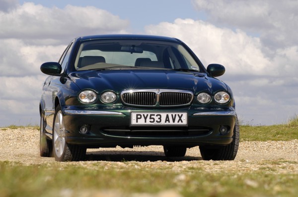2003 Jaguar X Type 3L. Artist: Unknown.