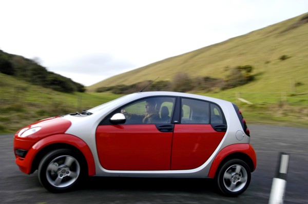 2004 Smart Forfour. Artist: Unknown.