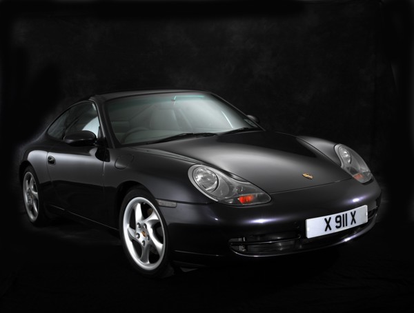 2000 Porsche 996 Carrera Artist: Unknown.