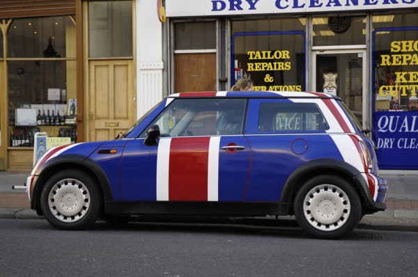 2004 Mini Artist: Unknown.