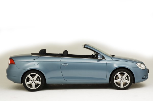 2006 VW EOS Artist: Unknown.