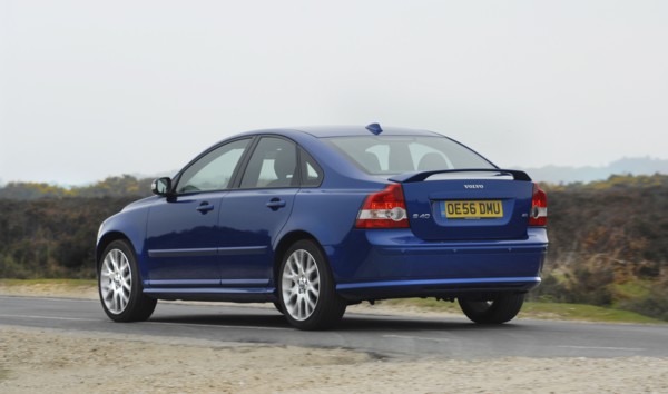 2006 Volvo S40 Artist: Unknown.
