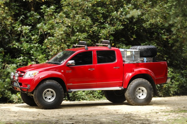 2007 Toyota HiLux Arctic Explorer Artist: Unknown.