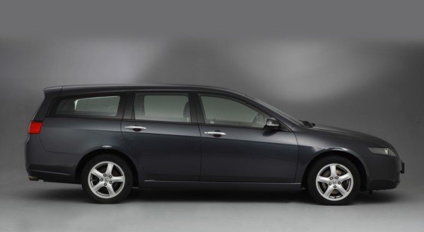 2003 Honda Accord Tourer i-vtec Artist: Unknown.