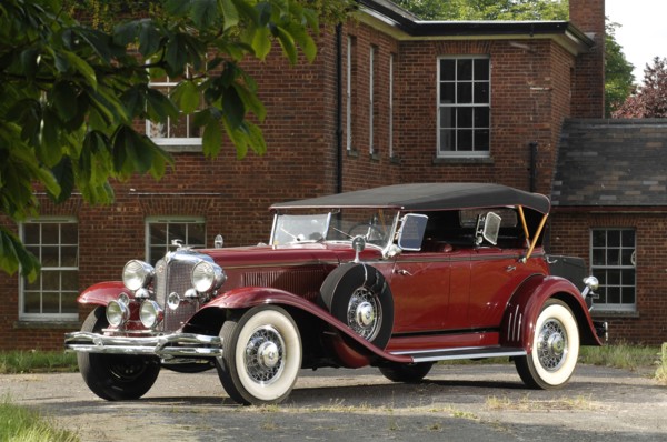 1931 Chrysler CG Imperial Artist: Unknown.
