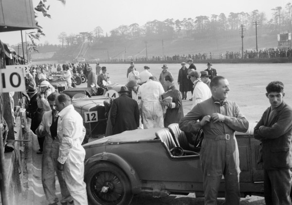 Tim Rose-Richards and John Cobb's Talbot 105 at the JCC Double Twelve race, Brooklands, May 1931. Artist: Bill Brunell.