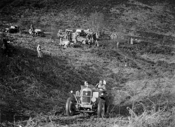 1089 cc Riley taking part in a motoring trial, late 1930s. Artist: Bill Brunell.