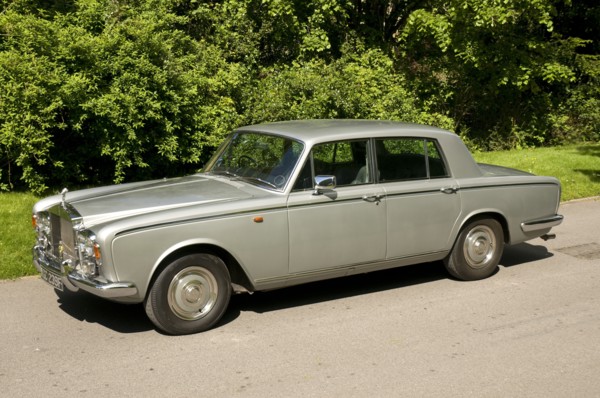 1968 Rolls Royce Silver Shadow Artist: Unknown.