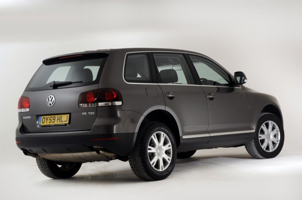 2009 Volkswagen Touareg V6 Tdi Artist: Unknown.