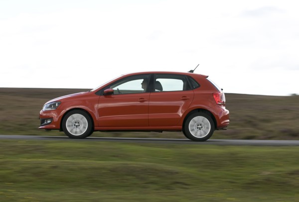 2011 Volkswagen Polo SEL 1.2 Tsi Artist: Unknown.