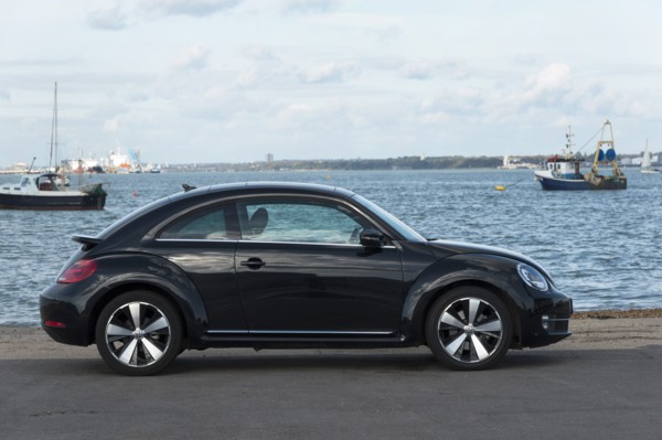 2012 Volkswagen Beetle Artist: Unknown.