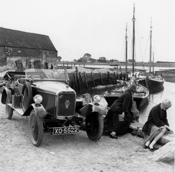 1925 Belsize 1100 roadster Artist: Unknown.