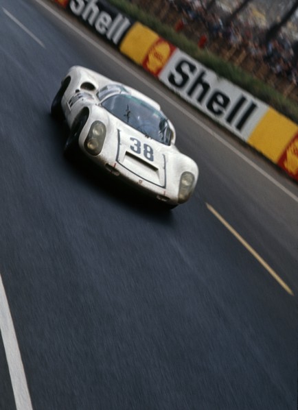 Porsche 910-6 driven by Stommelen - Neerpasch, 1967 Le Mans Artist: Unknown.