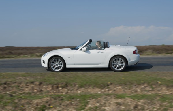 2014 Mazda MX5 Roadster Coupe Artist: Unknown.