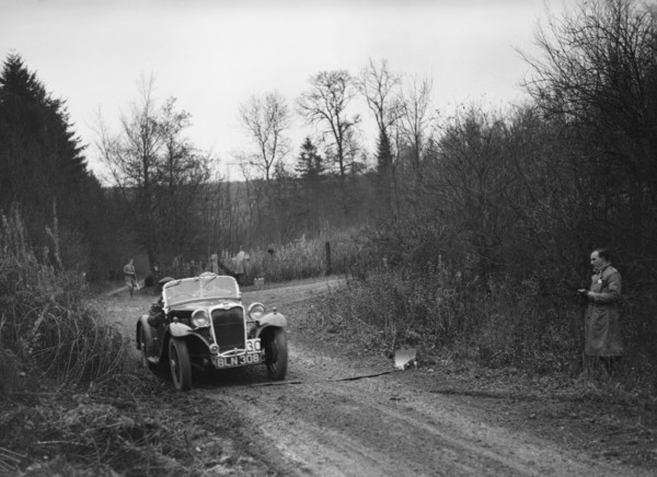 972 cc Singer competing in the Great West Motor Club Thatcher Trophy, 1938. Artist: Bill Brunell.