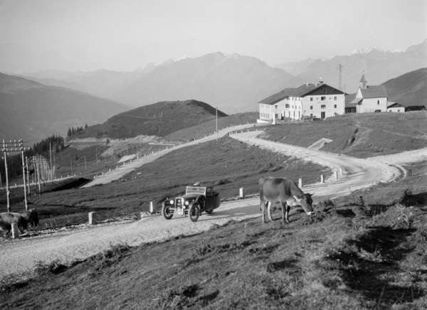 BSA 3-wheeler competing in the International Six Days Trial, Italian Tyrol, early 1930s. Artist: Bill Brunell.