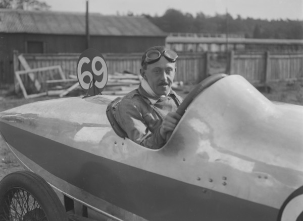 GC Stead in his AC 5 at the JCC 200 Mile Race, Brooklands, Surrey, 1921. Artist: Bill Brunell.