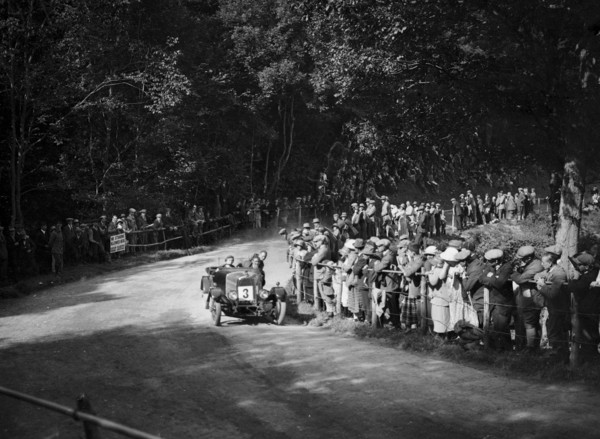 Aston Martin of Winifred Pink competing in the MAC Shelsley Walsh Hillclimb, Worcestershire, 1923. Artist: Bill Brunell.
