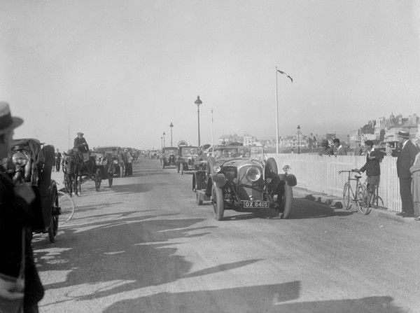 Bentley 4-seater of SK Thornley at Boulogne Motor Week, France, 1928. Artist: Bill Brunell.
