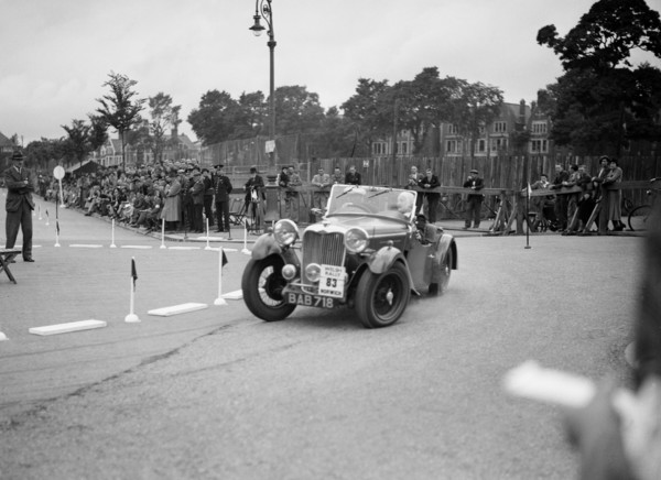 Singer B37 1.5 litre sports of FS Barnes competing in the South Wales Auto Club Welsh Rally, 1937 Artist: Bill Brunell.