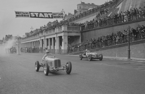 ERA of Earl Howe and Alta of CK Mortimer competing in the Brighton Speed Trials, 1938. Artist: Bill Brunell.