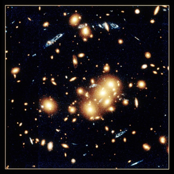Gravitational lens in CL0024+1654 Artist: W Collet