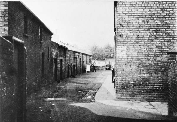 A York Slum, York, Yorkshire, 1901. Artist: Unknown