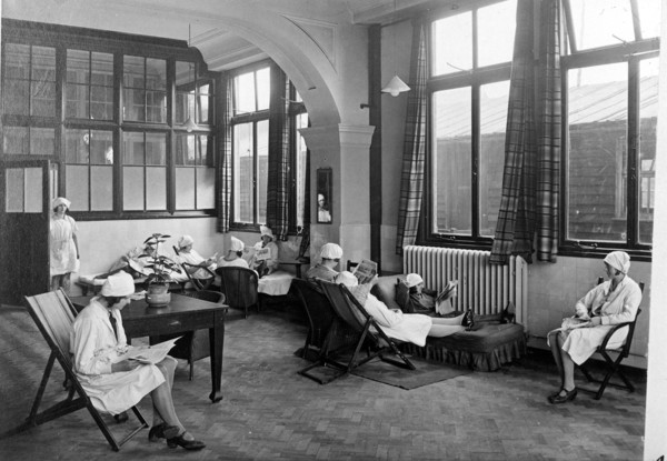 Rowntree girls in their rest room,  York, Yorkshire, 1933. Artist: Unknown