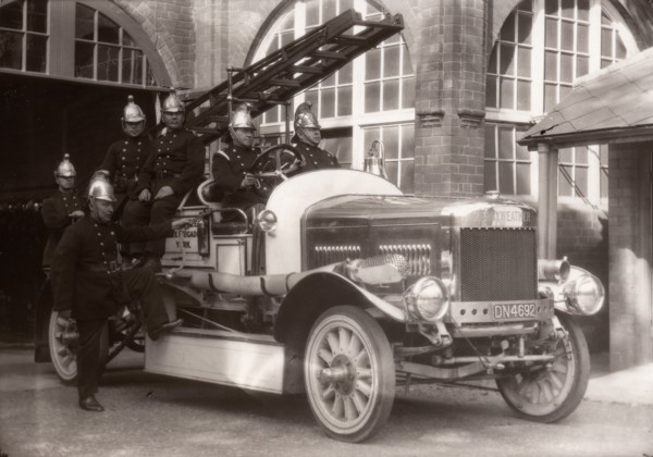 The new Rowntree Cocoa Works fire-engine The Merryweather, York,Yorkshire, 1929. Artist: Unknown
