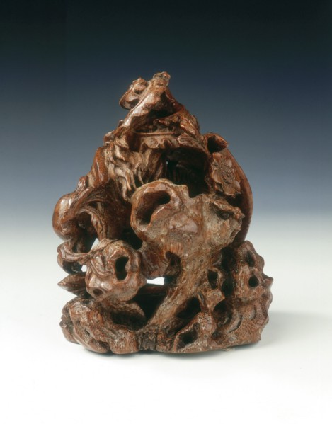 Carved bamboo phoenix with peach spray, China, 2nd half of the 17th century. Artist: Unknown