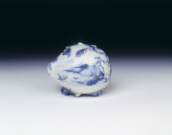 Hirado peach-shaped blue and white box, Late Edo, Japan, early 19th century. Artist: Unknown