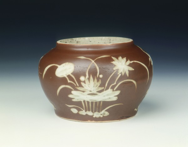 Pinghe brown jar with herons and lotus, Late Ming dynasty, China, 1600-1644. Artist: Unknown