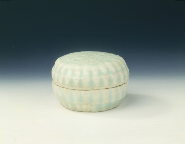 Qingbai round box, Yuan dynasty, China, 1279-1368. Artist: Unknown