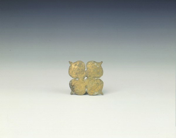 Quadrafoil applique with prancing horned sheep, Han dynasty, China, 206 BC-220 AD. Artist: Unknown