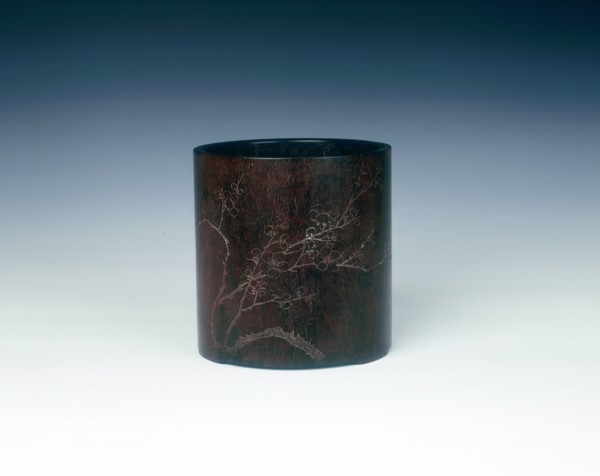 Golden fleece zitan brushpot with prunus tree and calligraphy, Qing dynasty, China, 1785. Artist: Unknown