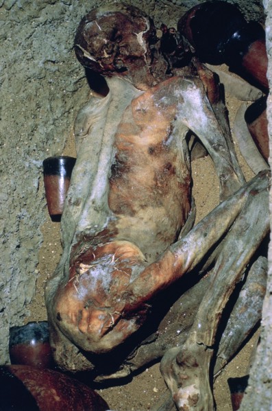 Early Egyptian burial known as 'Ginger'. Artist: Unknown