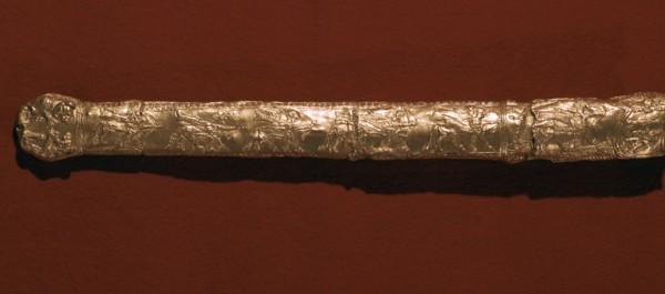 Scythian gold scabbard from Russia, 5th century. Artist: Unknown