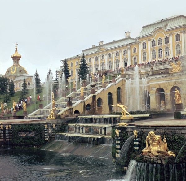 Petrodovorets Palace near St Petersburg, 19th century. Artist: Unknown