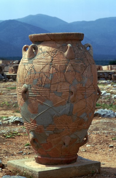 Giant storage jar at the Minoan royal palace at Mallia. Artist: Unknown