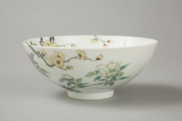 Famille rose bowl with floral decoration, 20th century. Artist: Unknown.