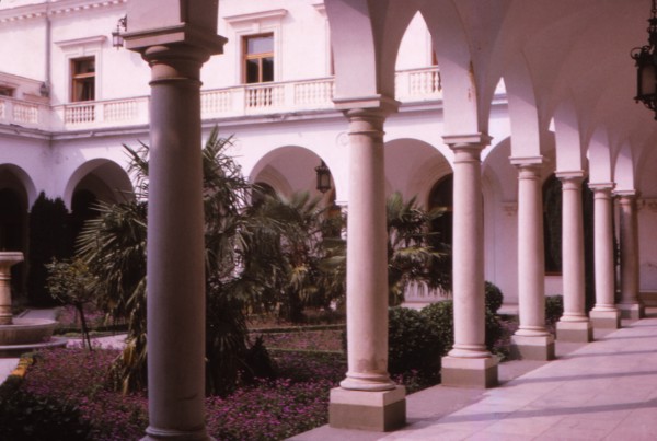 The Tsars Winter Palace, Yalta, Russia, c1960.  Artist: CM Dixon.