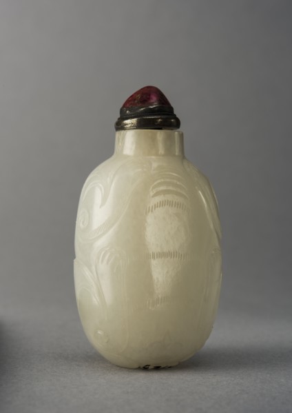Jade snuff bottle in an animal form, China, Qing dynasty, 1644-1911. Creator: Unknown.