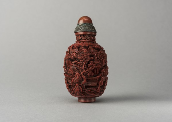 Lacquer snuff bottle, China, Qing dynasty, 1644-1911. Creator: Unknown.