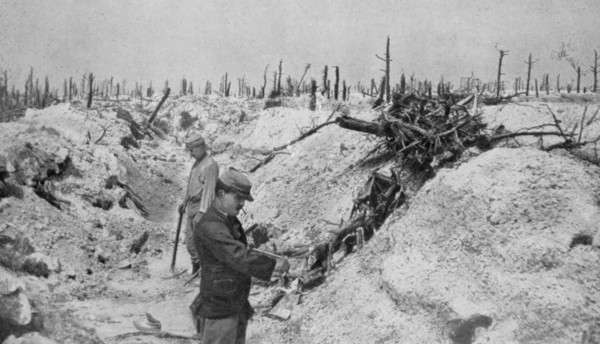An abandoned German trench around Mesnil, Champagne, France, World War I, 1915. Artist: Unknown