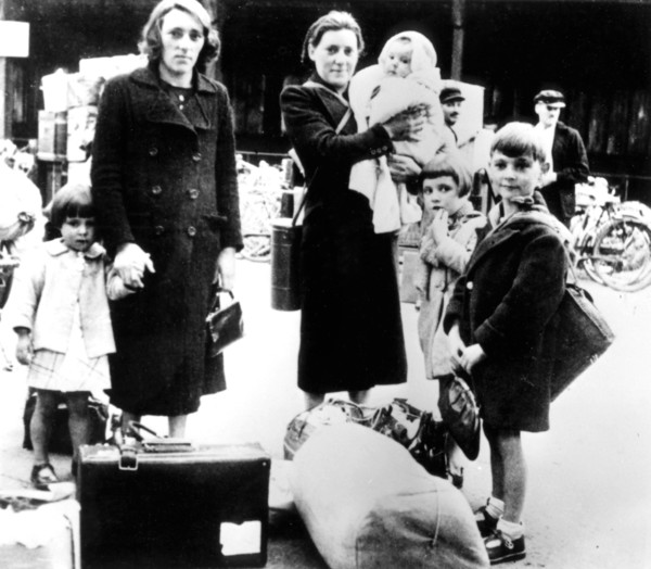 Refugees with their belongings, German-occupied Paris, July 1940. Artist: Unknown