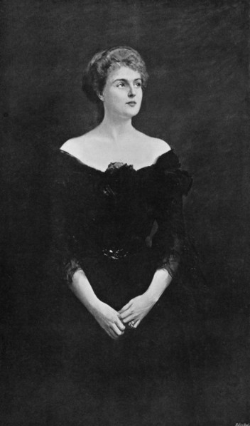 'Mrs Errol Guy Turner', 1903.Artist: Hubert von Herkomer