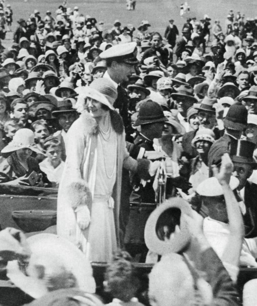 The Duke and Duchess mobbed by crowds in Auckland, 1927, (1937).  Creator: Unknown.