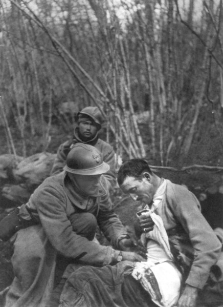A French soldier's wounds are treated, World War I, France, 1916. Artist: Unknown