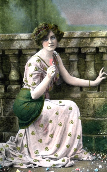 Gabrielle Ray (1883-1973), English actress, early 20th century.Artist: W&D Downey
